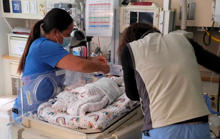 Neo-natal care team working to save Vibe Bio founder's daughter
